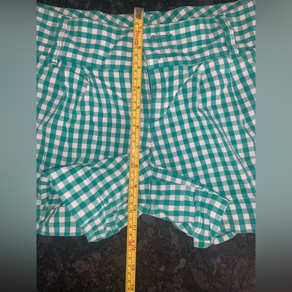 dEliA*s green checkered short size 7 pleated ADORABLE Heart Buttons! - Picture 8 of 10